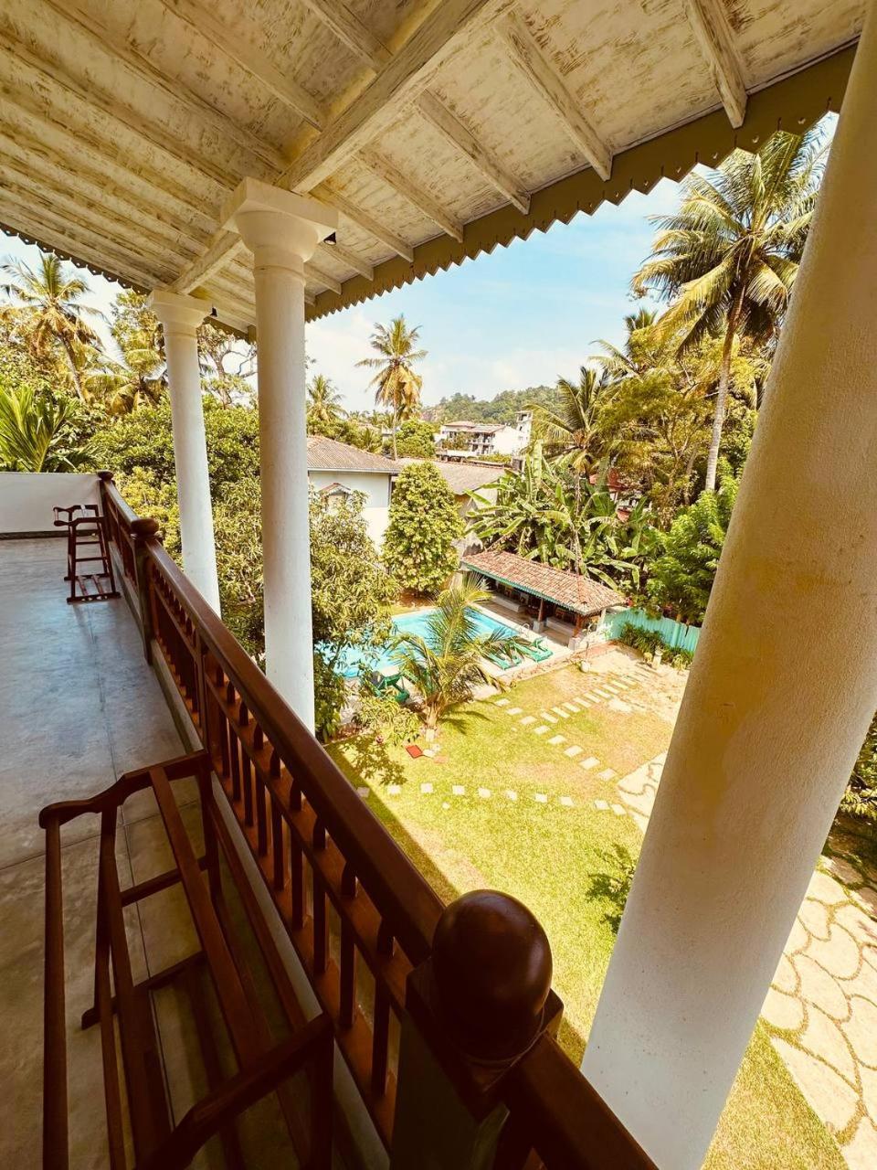 Relocted To Ahangama! Unawatuna Esterno foto