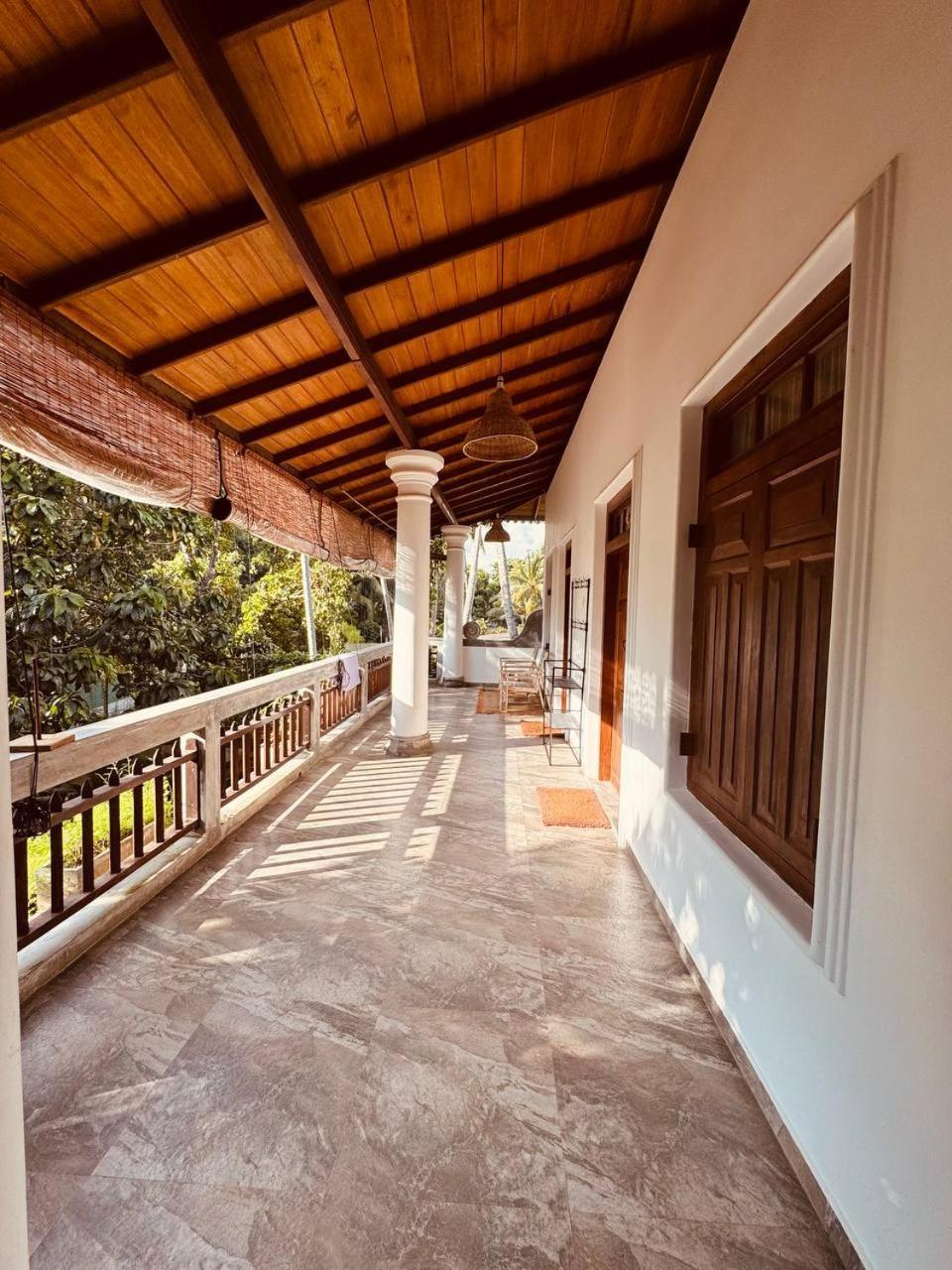 Relocted To Ahangama! Unawatuna Esterno foto