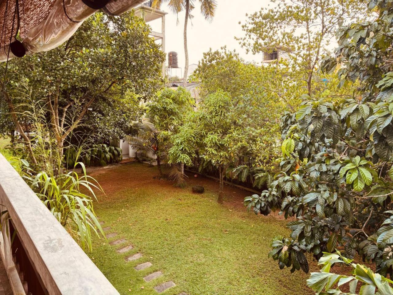 Relocted To Ahangama! Unawatuna Esterno foto